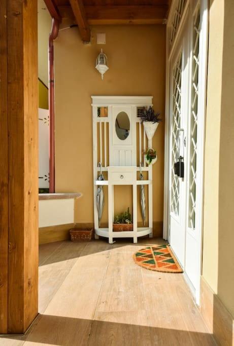 Double Free Parking Anna Verra Cottage Marano di Napoli Exterior photo